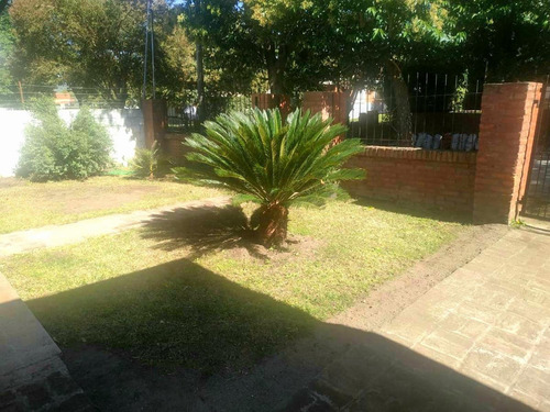Imagen 20 de 28 de 2 Casas Independientes En Un Terreno Con Piscina, La Falda