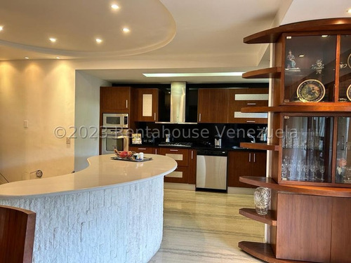 Venta Exclusivo Apartamento , Los Campitos, Vista Al Avila, 4 Puestos De Estacionamiento #25-16385 Np