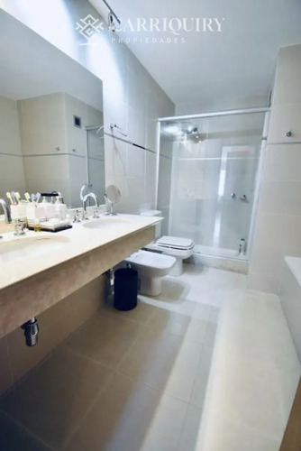 Apartamento En Alquiler Temporario Playa Mansa 2 Dormitorios Seasons Tower