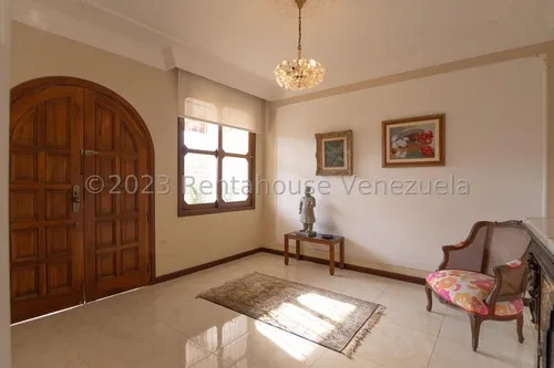 Casa En Venta En Macaracuay Yf
