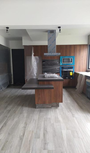 Venta De Casa En Fraccionamiento San Carlos Metepec