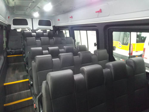Sprinter Escolar Com 28 Lugares 2025