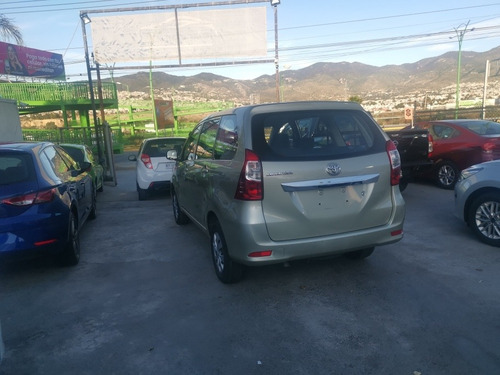 Imagen 4 de 8 de Toyota Avanza 2018 1.5 Xle At
