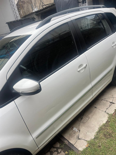 Volkswagen Suran 1.6 Imotion Highline