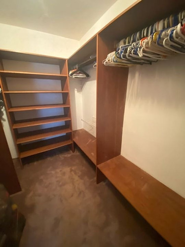 Imagen 11 de 14 de Vendo Casa 500mts2 4h+2s/5b/2p El Cafetal