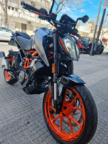 Imagen 1 de 12 de Ktm Duke390