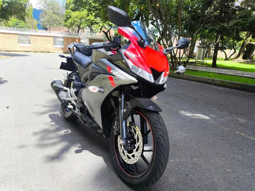 Yamaha R15 V3 2025