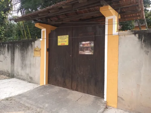 Junto Ao Centro, 3 Quartos Uma Suite. Finíssimo Acabamento.