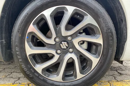 Suzukinew Baleno Glx At 1500cc 4x2