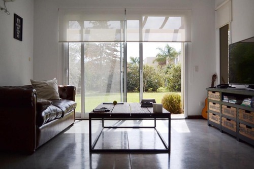 Casa En Miraflores, Funes Hills.