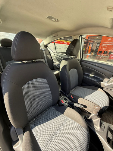 Nissan Versa Sense Mt