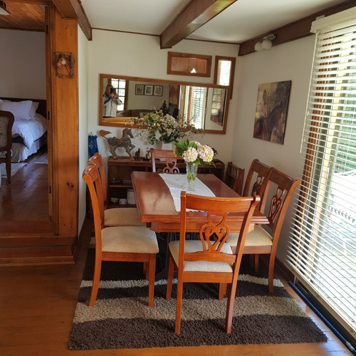 Arriendo Por Noche Acogedora Casa, Con Excelente Ubicación.