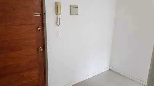Se Arrienda Depto. Pequeño A 3 Cuadras Metro Irarrazaval.