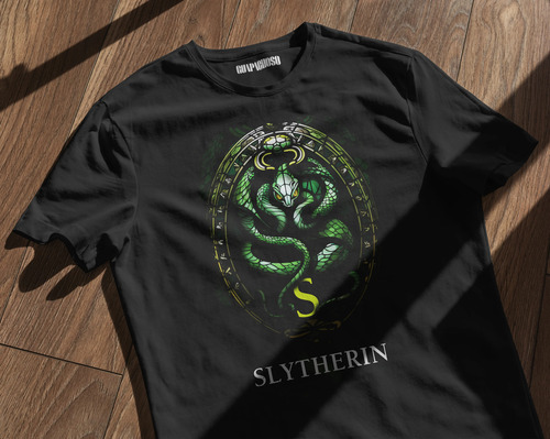 Playera Harry Potter Casa Gryffindor