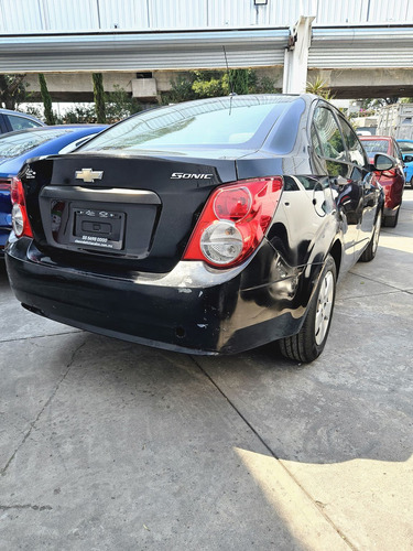 Chevrolet Sonic 1.6 Ls Mt