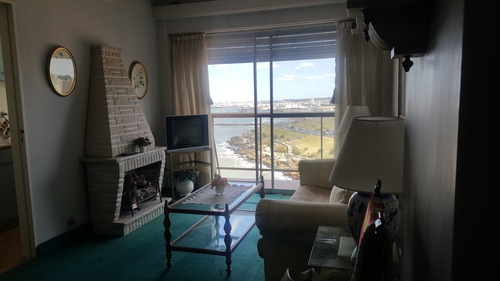 Imagen 4 de 14 de Alquiler Departamento Frente Al Mar 2 Ambientes Playa Grande