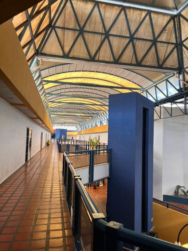 Imagen 2 de 12 de En Venta Oficina En El Centro Comercial Prebo - Valencia