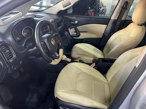 Imagem 10 de 10 de Fiat Toro 1.8 16v Evo Flex Freedom At6