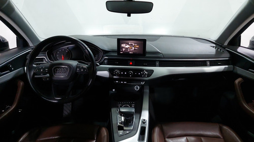 Audi A4 2.0 DYNAMIC DCT
