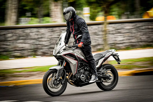 Morini X-cape 650 Usada 1500km (demo)