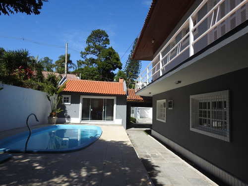 Imagem 5 de 14 de Linda Aceita Dação Com 4 Dormitório Com 5 Banheiros Piscina