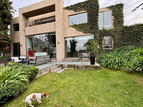 Espectacular Casa De 5d Golf De Manquehue Y Colegio Everest