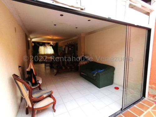 Milagros Inmuebles Casa Venta Cabudare Lara Av Intercomunal Barquisimeto Acarigua Royal Park Economica Residencial Economico Código Inmobiliaria Rent-a-house 25-5951