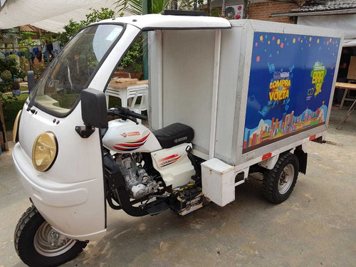 Imagem 1 de 10 de Aluguel De Tuk Tuk - Motocar Mcf 200