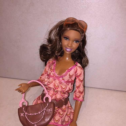 Muñeca Barbie Artsy Fashionistas First Wave 2010 Usada
