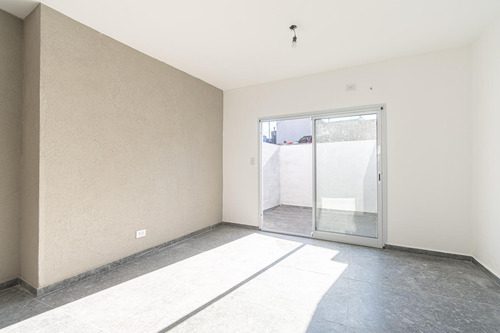 Venta Ph A Estrenar De 2 Ambientes En Parque Chacabuco Sin Expensas