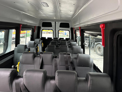 Mercedes-Benz Sprinter 2.0 Vidrado 517 Cdi Rd Extra Longo Teto Alto 15,3M3 5P Diesel
