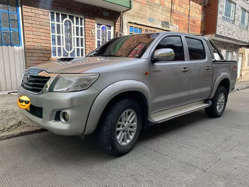 Toyota Hilux 2.5 Imv 142 hp 4x4