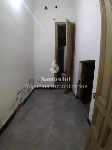 Imagen 5 de 13 de Alquiler Locales Comerciales Centro, Paysandú Y Andes, Planta Baja, Al Frente, Consulte!!!!