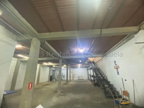 Galpón En Venta Santa Rosa Brm