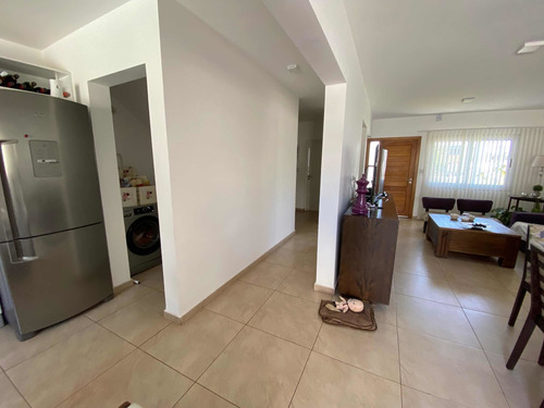 Imagen 5 de 16 de Vendo Duplex 3dorm. Con Pileta Greenville 2