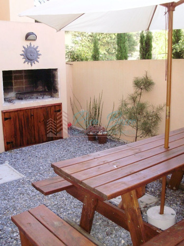 Casa En La Barra, 3 Dormitorios *- Ref: 3565