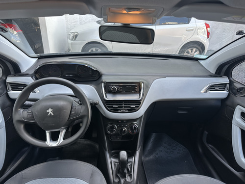 Peugeot 208 1.5 Active