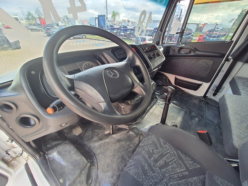 Imagem 14 de 18 de Mercedes-benz Atron 1635 S