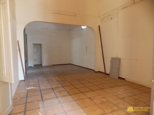 Imagen 5 de 8 de Vendemos Casa Amplios Ambientes. Ituzaingo 1066. Inmobiliaria Mannise.