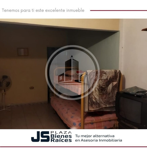 Imagen 8 de 10 de Casa En Venta Urb. Las Delicias Sta. Rita 04243174616