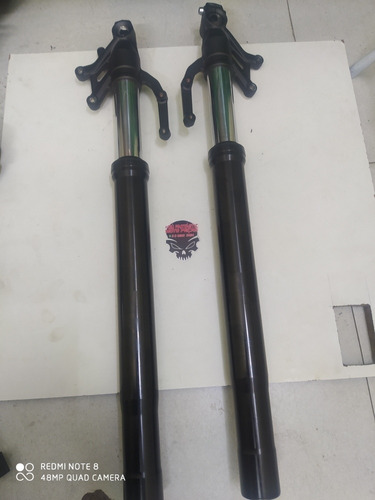 Juego De Barra Suspension Delantera Kawasaki Z900 Usada