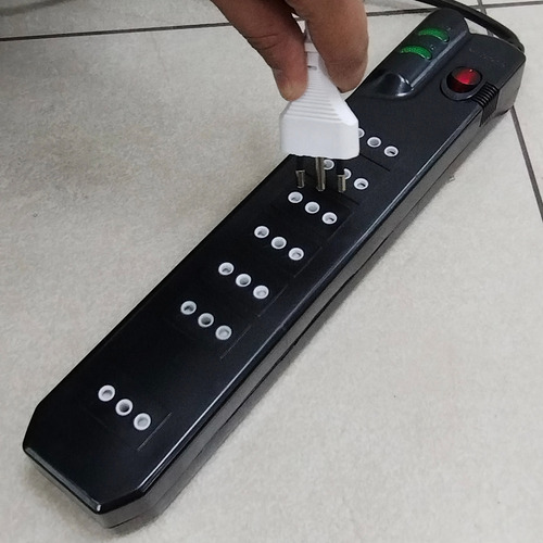 Alargador Protector De Voltaje 3 Metros Mlab 9305 / Nexstore