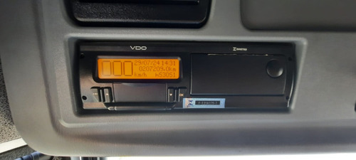 Mb Axor 2544 6x2, Ano 2021/21 C/leito Teto Alto Automática