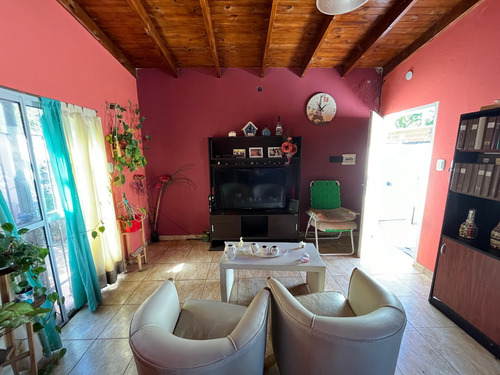 Casa En Ph-venta. Dos Dormitorios- Saladillo.