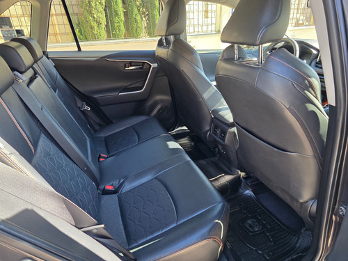 Toyota RAV4 2.5 Adventure 4wd At