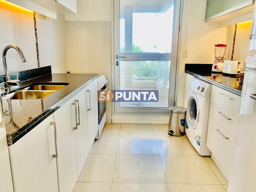 Imagen 9 de 14 de Apartamento Con Parrillero Propio