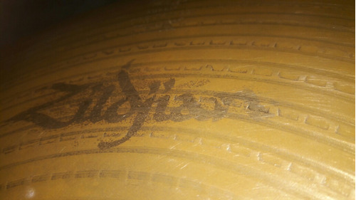 Platillo Hit Hat Bottom Zildjian Avedis Scimitar 14'