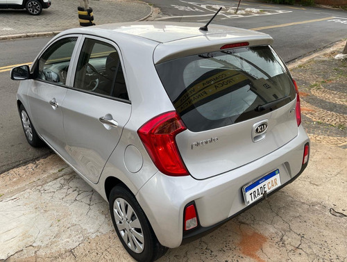 Imagem 4 de 10 de Kia Picanto 2016