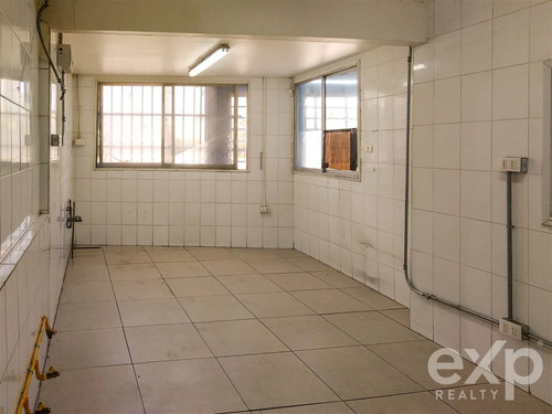 Arriendo Local Comercial En Calle Uno Norte Poniente
