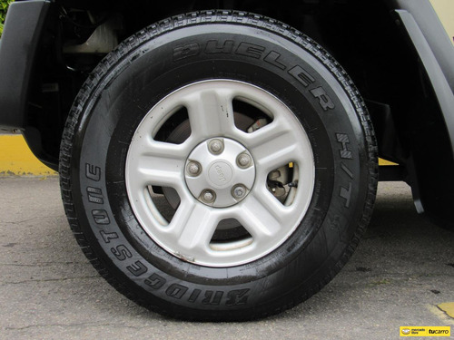 Imagen 22 de 25 de Jeep Wrangler 3.8 Sport